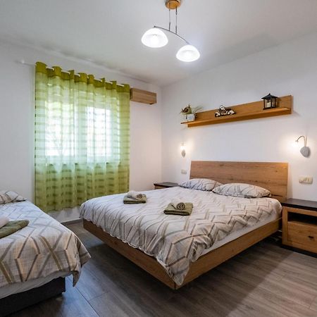 Vila Veronika 2 Pula Extérieur photo